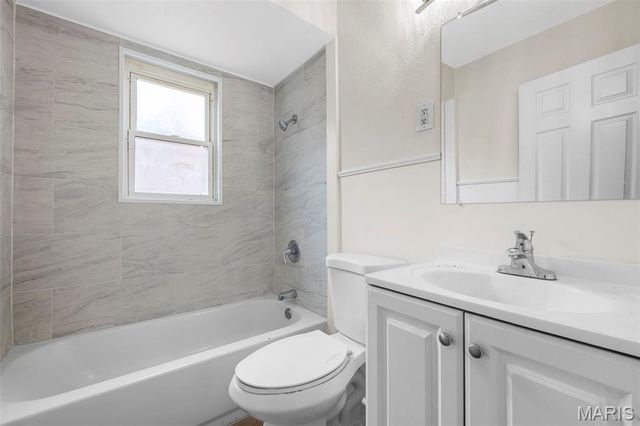 1256 Grant Drive, St Louis, MO 63132