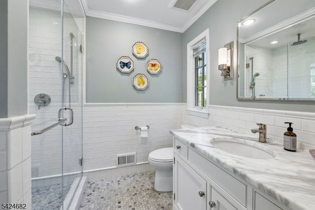 9 OVERLOOK TERR, Millburn Twp., NJ 07078