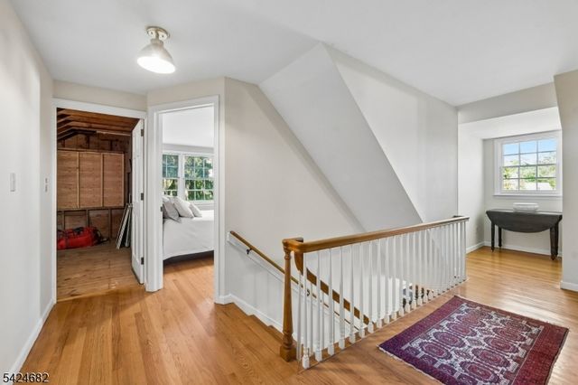 9 OVERLOOK TERR, Millburn Twp., NJ 07078