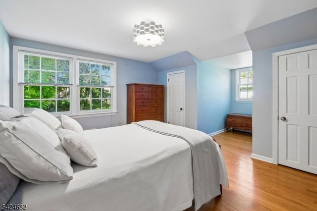 9 OVERLOOK TERR, Millburn Twp., NJ 07078