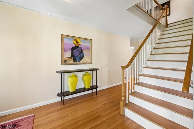 9 OVERLOOK TERR, Millburn Twp., NJ 07078