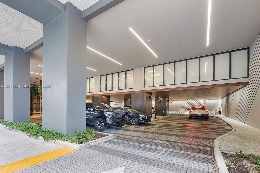 159 NE 6th Street 5102, Miami, FL 33132