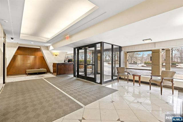 1 Horizon Road 806, Fort Lee, NJ 07024