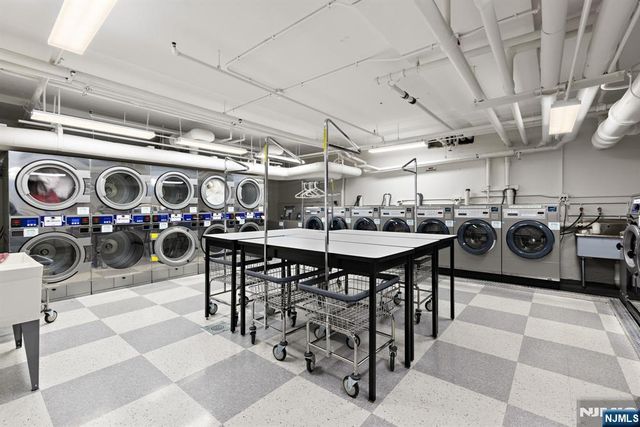 1 Horizon Road 806, Fort Lee, NJ 07024