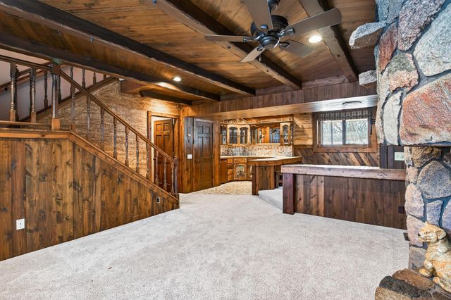 4134 Red Oak Ridge, Minnetonka, MN 55345