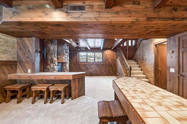 4134 Red Oak Ridge, Minnetonka, MN 55345