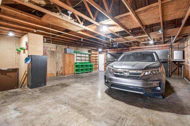 4134 Red Oak Ridge, Minnetonka, MN 55345