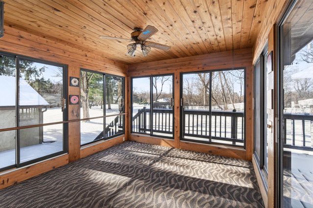 4134 Red Oak Ridge, Minnetonka, MN 55345