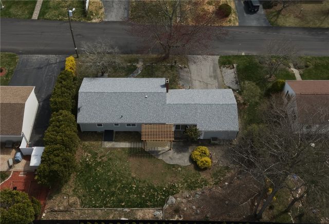 11 Mulberry Circle, Johnston, RI 02919