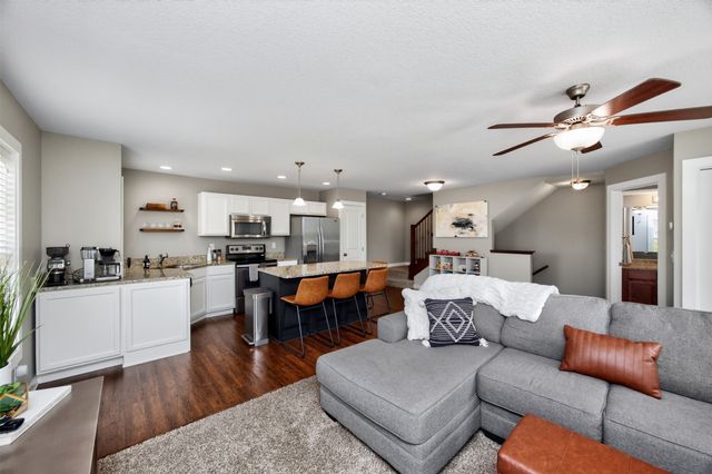 1035 NE 49th Lane, Ankeny, IA 50021