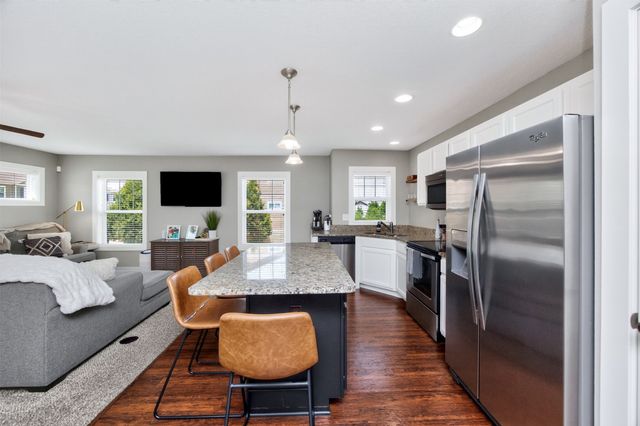 1035 NE 49th Lane, Ankeny, IA 50021