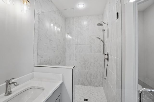 6176 Whileaway Drive, Miami Twp, OH 45140