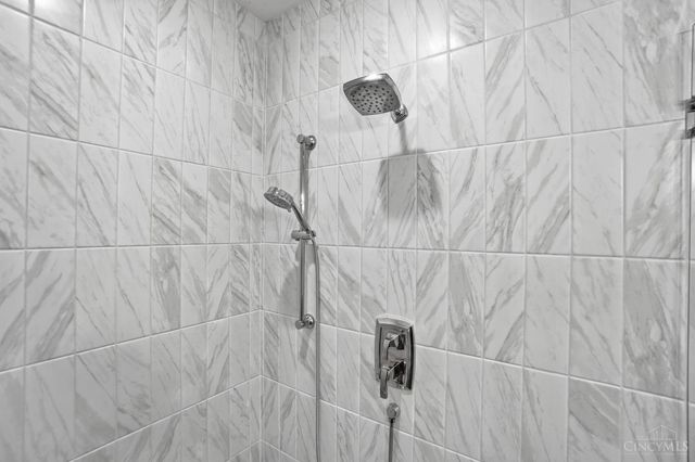 6176 Whileaway Drive, Miami Twp, OH 45140