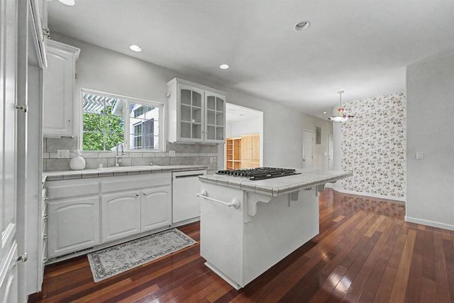 739 Saddleback Dr, Marysville, CA 95901