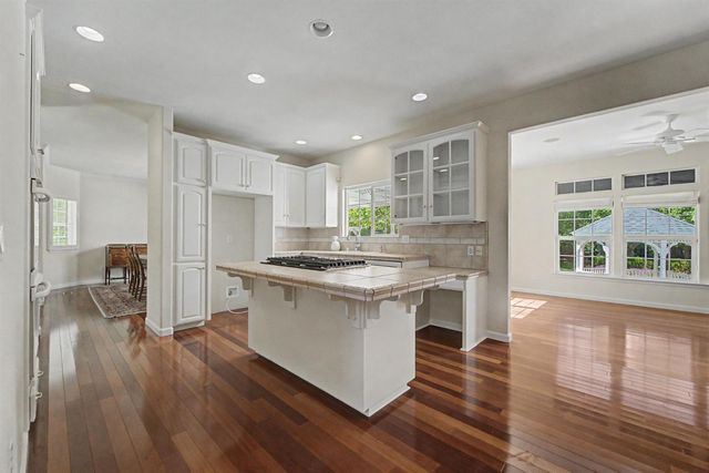 739 Saddleback Dr, Marysville, CA 95901