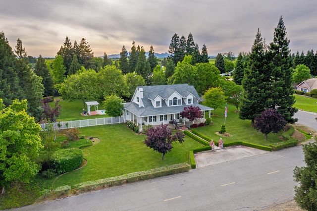 739 Saddleback Dr, Marysville, CA 95901