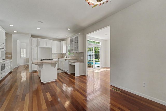 739 Saddleback Dr, Marysville, CA 95901
