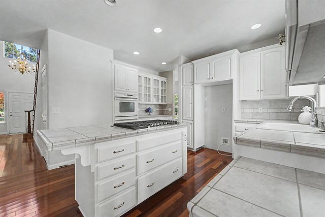 739 Saddleback Dr, Marysville, CA 95901