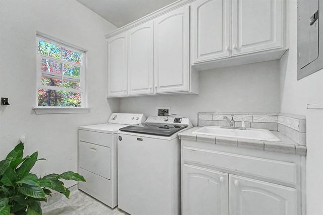 739 Saddleback Dr, Marysville, CA 95901
