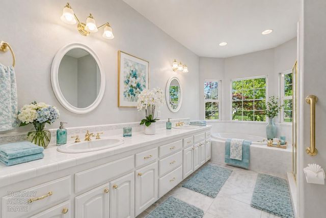 739 Saddleback Dr, Marysville, CA 95901