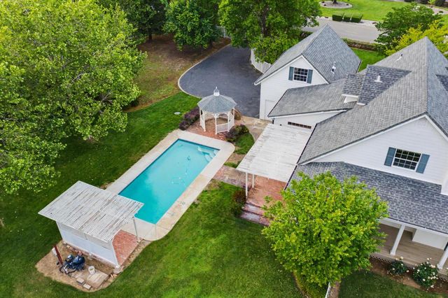 739 Saddleback Dr, Marysville, CA 95901