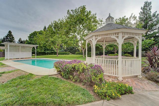 739 Saddleback Dr, Marysville, CA 95901