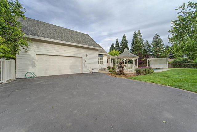 739 Saddleback Dr, Marysville, CA 95901