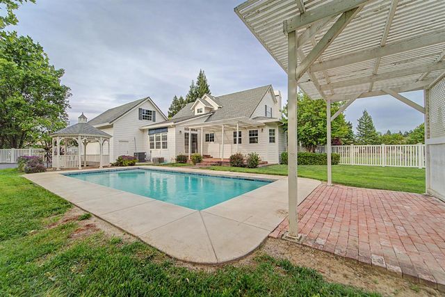 739 Saddleback Dr, Marysville, CA 95901