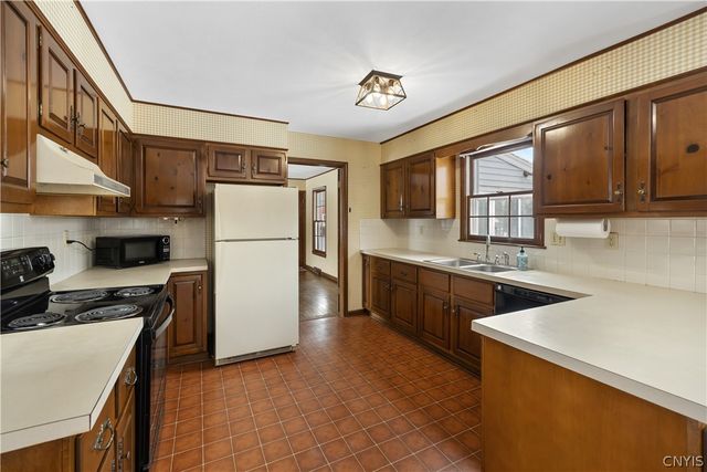 4878 Penny Lane, Manlius, NY 13104