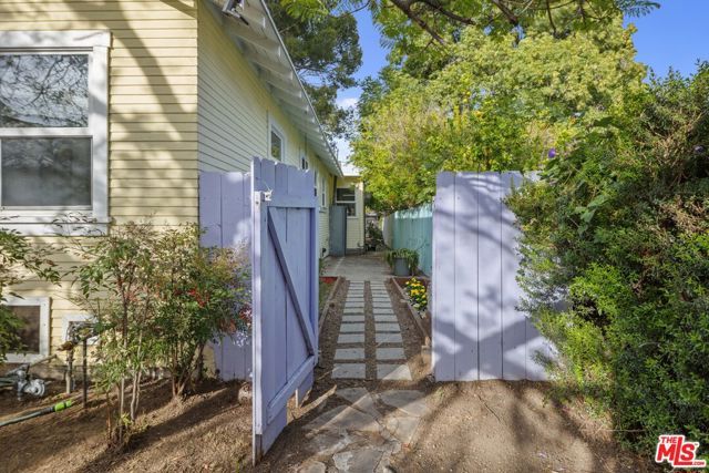 3942 Bledsoe Avenue, Los Angeles, CA 90066