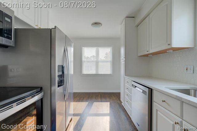 3095 Buckingham Avenue, Berkley, MI 48072