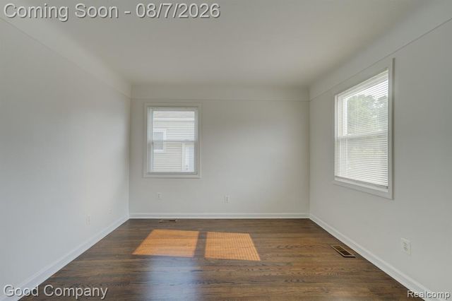 3095 Buckingham Avenue, Berkley, MI 48072