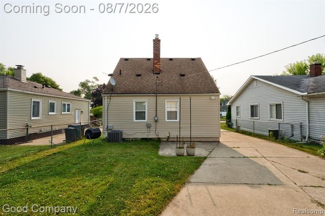 3095 Buckingham Avenue, Berkley, MI 48072