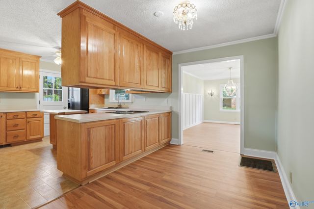 2814 Hilltop Terrace, Huntsville, AL 35810