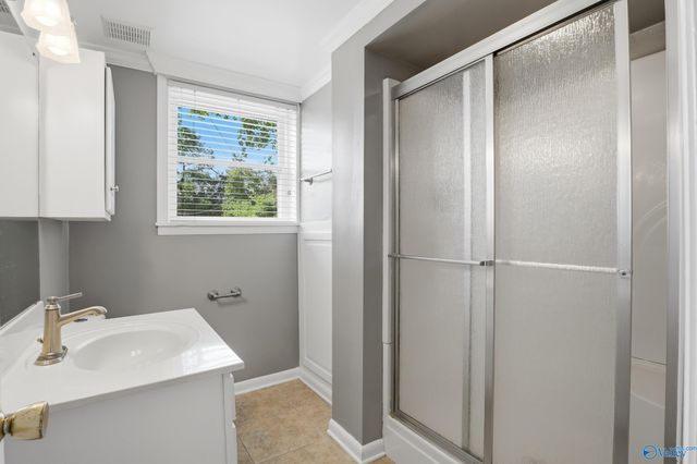 2814 Hilltop Terrace, Huntsville, AL 35810