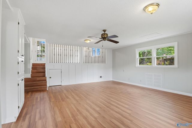 2814 Hilltop Terrace, Huntsville, AL 35810