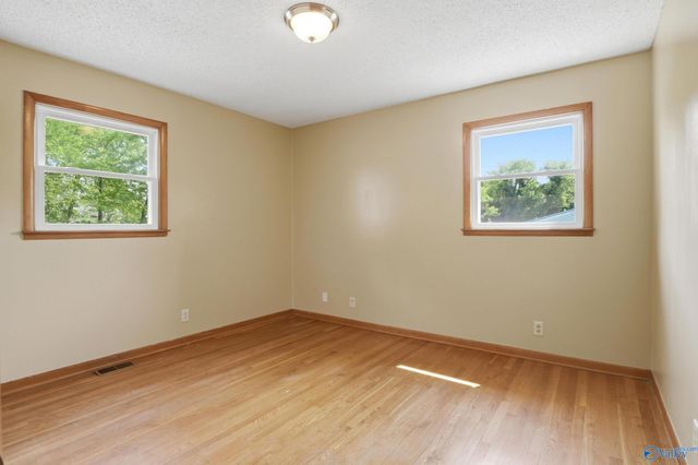 2814 Hilltop Terrace, Huntsville, AL 35810