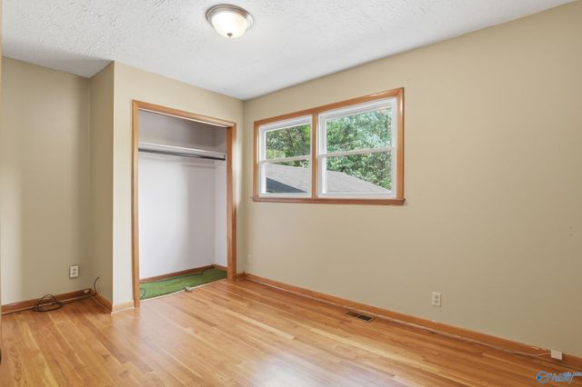 2814 Hilltop Terrace, Huntsville, AL 35810