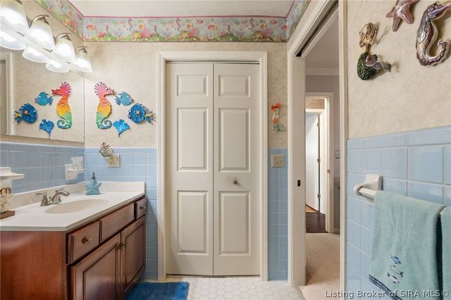 3416 Greenview Drive, New Albany, IN 47150