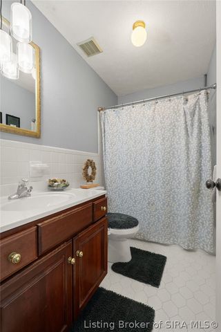 3416 Greenview Drive, New Albany, IN 47150