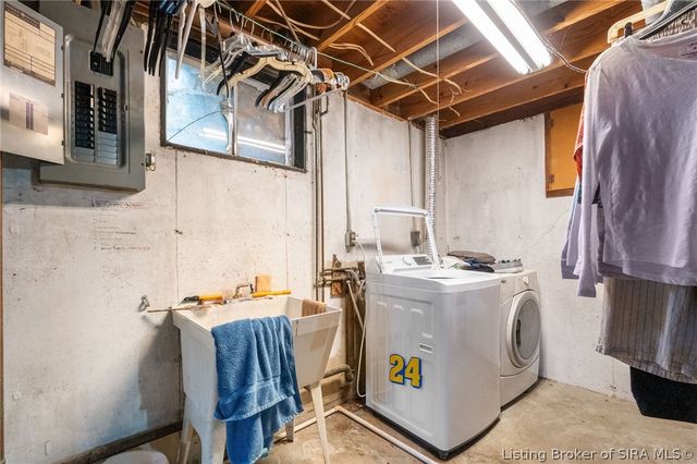 3416 Greenview Drive, New Albany, IN 47150