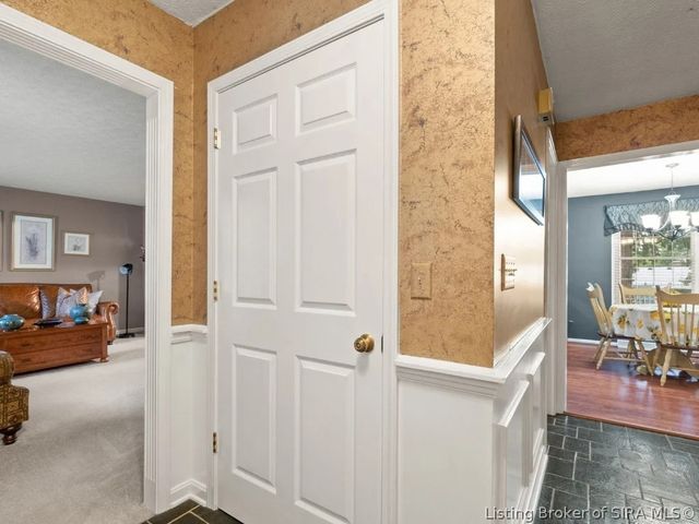3416 Greenview Drive, New Albany, IN 47150