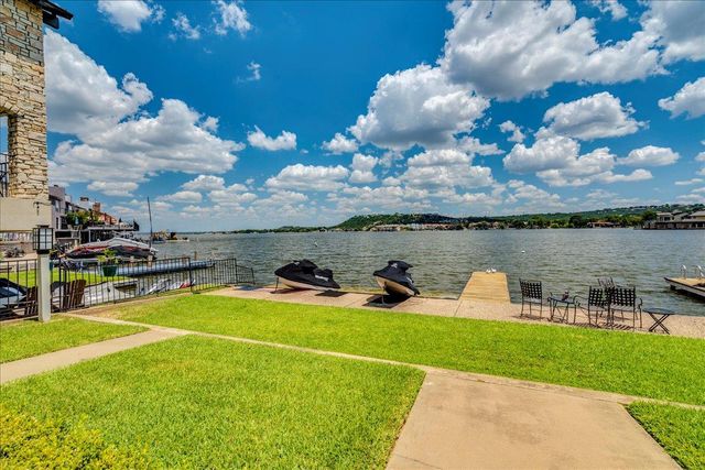 101 Island DR A, Horseshoe Bay, TX 78657