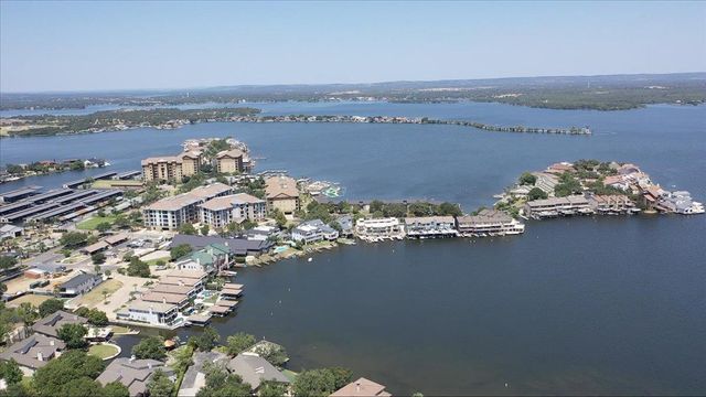 101 Island DR A, Horseshoe Bay, TX 78657
