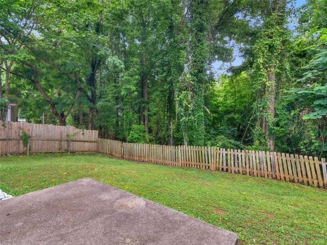 255 Misty Ridge Trail, Stockbridge, GA 30281