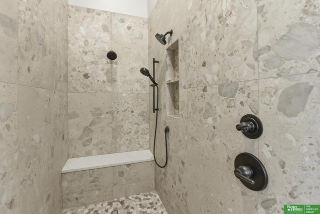 12706 Cottonwood Lane, Springfield, NE 68059