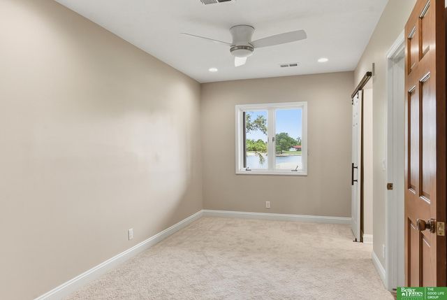 12706 Cottonwood Lane, Springfield, NE 68059