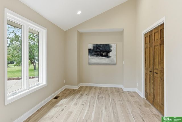 12706 Cottonwood Lane, Springfield, NE 68059
