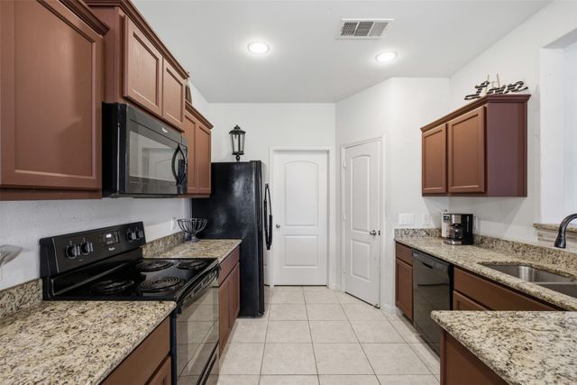 16 Kramer Court, Sanger, TX 76266
