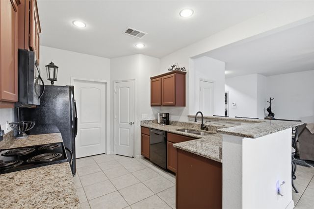 16 Kramer Court, Sanger, TX 76266